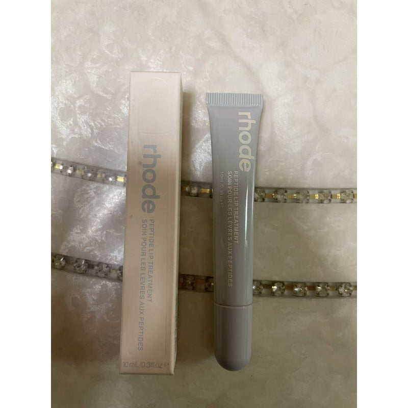 Moisturizing tinted lip gloss and lipstick